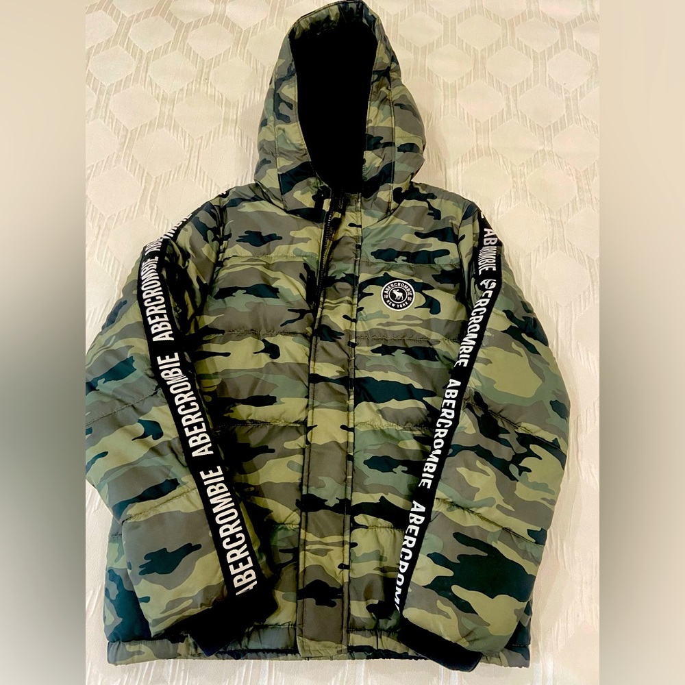 Abercrombie & Fitch Kids hooded sherpa lined puffer jacket